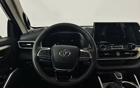 Toyota Highlander, 2024 год, 6 590 000 рублей, 12 фотография