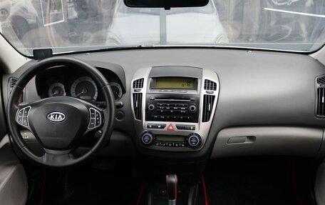 KIA cee'd I рестайлинг, 2009 год, 639 000 рублей, 15 фотография