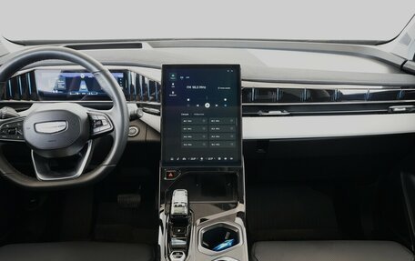 Geely Atlas, 2023 год, 2 660 000 рублей, 5 фотография