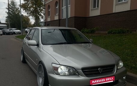 Toyota Altezza, 2001 год, 1 099 000 рублей, 8 фотография