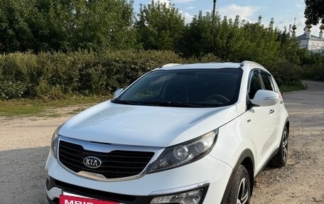 KIA Sportage III, 2011 год, 1 100 000 рублей, 2 фотография