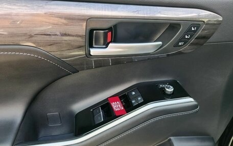 Toyota Highlander, 2025 год, 5 930 000 рублей, 7 фотография