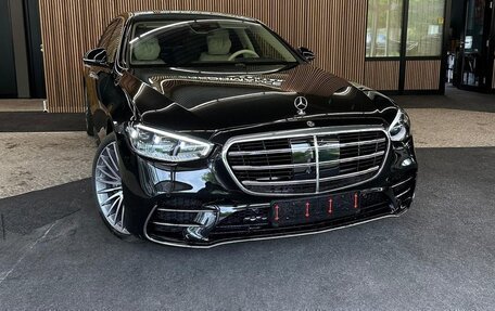 Mercedes-Benz S-Класс, 2025 год, 24 800 000 рублей, 3 фотография