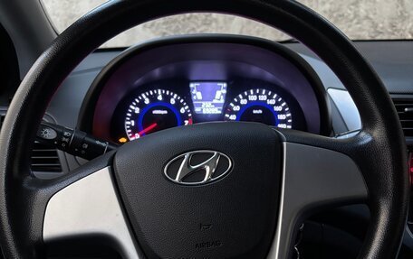 Hyundai Solaris II рестайлинг, 2013 год, 930 000 рублей, 8 фотография