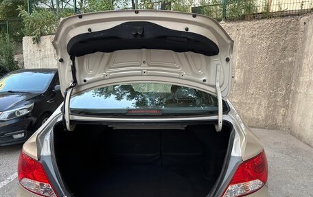 Hyundai Solaris II рестайлинг, 2013 год, 930 000 рублей, 5 фотография