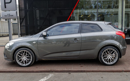 KIA cee'd I рестайлинг, 2011 год, 690 000 рублей, 2 фотография