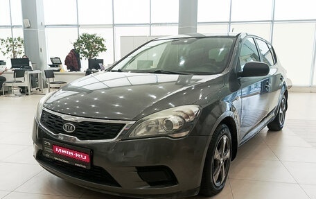 KIA cee'd I рестайлинг, 2011 год, 600 000 рублей, 1 фотография