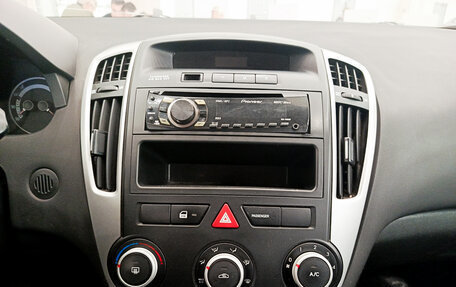 KIA cee'd I рестайлинг, 2011 год, 600 000 рублей, 15 фотография