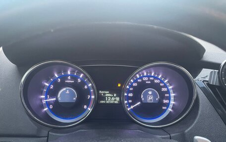 Hyundai Sonata VI, 2010 год, 750 000 рублей, 6 фотография