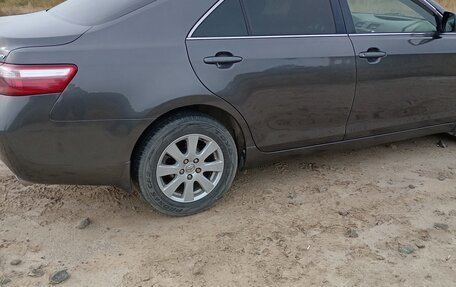 Toyota Camry, 2006 год, 1 280 000 рублей, 4 фотография