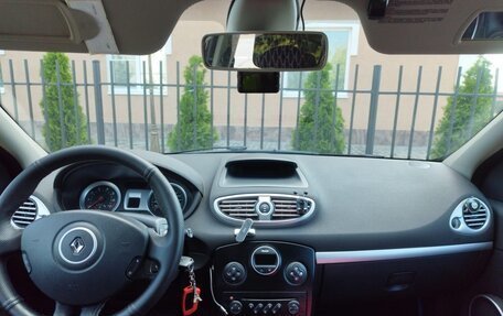 Renault Clio III, 2006 год, 625 000 рублей, 2 фотография