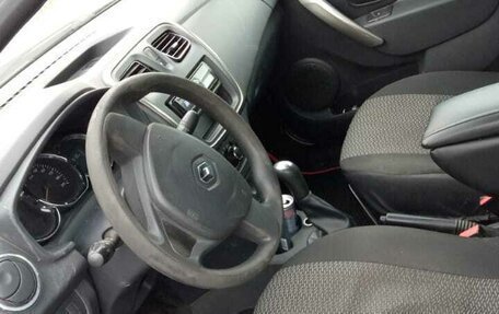 Renault Logan II, 2014 год, 525 000 рублей, 8 фотография