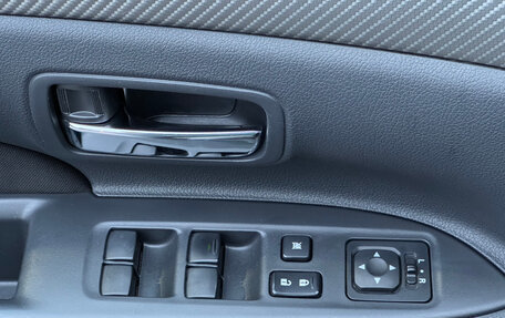 Mitsubishi Outlander III рестайлинг 3, 2013 год, 1 220 000 рублей, 11 фотография