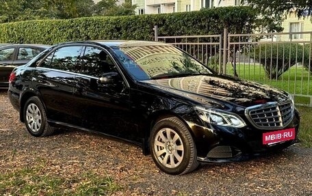 Mercedes-Benz E-Класс, 2015 год, 1 999 000 рублей, 2 фотография