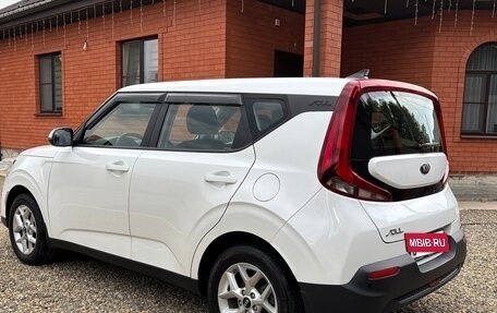 KIA Soul III, 2020 год, 1 750 000 рублей, 6 фотография