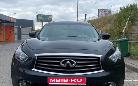 Infiniti QX70, 2015 год, 1 950 000 рублей, 1 фотография