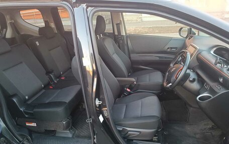 Toyota Sienta II, 2019 год, 1 599 999 рублей, 7 фотография