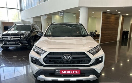 Toyota RAV4, 2025 год, 4 130 000 рублей, 2 фотография