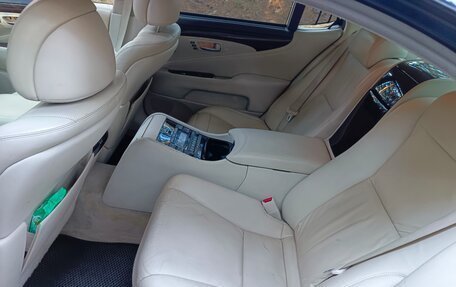 Lexus LS IV, 2007 год, 1 300 000 рублей, 4 фотография