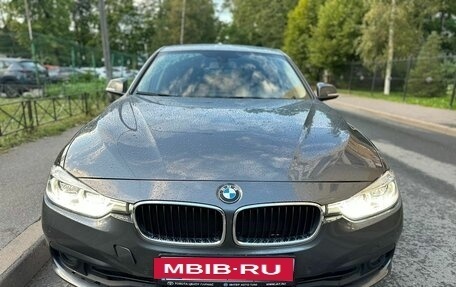 BMW 3 серия, 2018 год, 2 299 000 рублей, 18 фотография