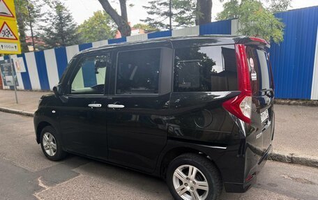 Toyota Roomy I, 2019 год, 1 150 000 рублей, 2 фотография