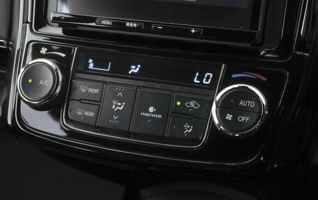 Toyota Corolla, 2019 год, 1 679 000 рублей, 12 фотография