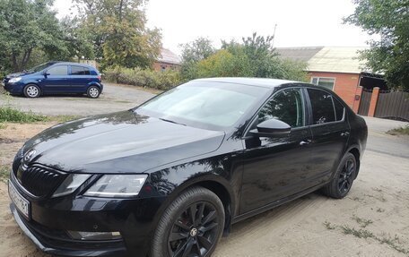 Skoda Octavia, 2018 год, 1 983 000 рублей, 2 фотография