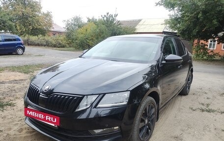Skoda Octavia, 2018 год, 1 983 000 рублей, 3 фотография