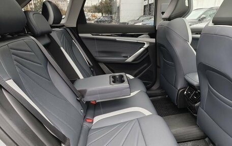 Geely Atlas, 2024 год, 3 300 000 рублей, 13 фотография