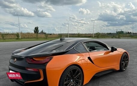 BMW i8 I рестайлинг, 2015 год, 5 690 000 рублей, 4 фотография