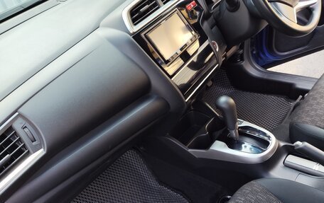Honda Fit III, 2017 год, 1 199 000 рублей, 12 фотография