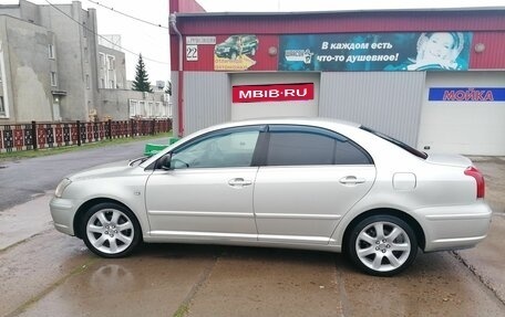 Toyota Avensis III рестайлинг, 2004 год, 650 000 рублей, 6 фотография