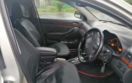 Toyota Avensis III рестайлинг, 2004 год, 650 000 рублей, 13 фотография