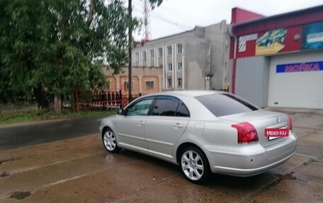 Toyota Avensis III рестайлинг, 2004 год, 650 000 рублей, 10 фотография