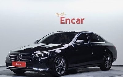 Mercedes-Benz E-Класс, 2022 год, 3 800 000 рублей, 1 фотография