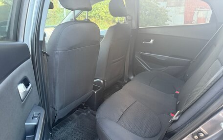 KIA Rio III рестайлинг, 2012 год, 710 000 рублей, 10 фотография