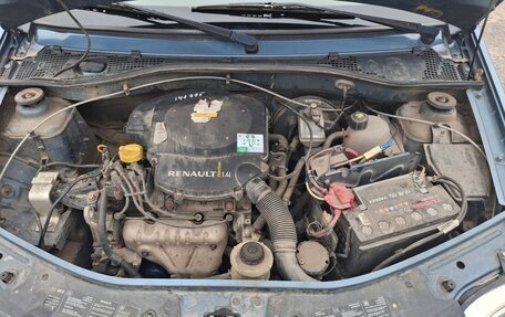 Renault Logan I, 2010 год, 570 000 рублей, 4 фотография