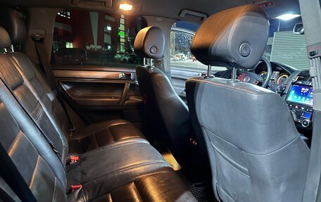 Volkswagen Touareg III, 2005 год, 800 000 рублей, 11 фотография