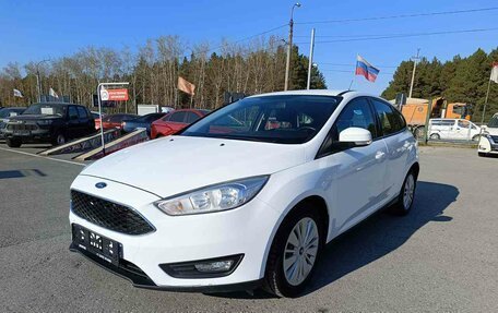 Ford Focus III, 2017 год, 899 000 рублей, 3 фотография