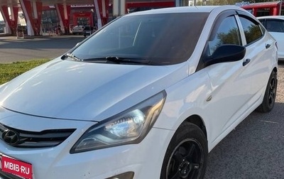Hyundai Solaris II рестайлинг, 2015 год, 780 000 рублей, 1 фотография