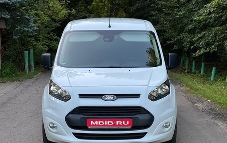Ford Tourneo Connect II рестайлинг, 2017 год, 1 950 000 рублей, 1 фотография