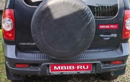 Chevrolet Niva I рестайлинг, 2018 год, 680 000 рублей, 8 фотография