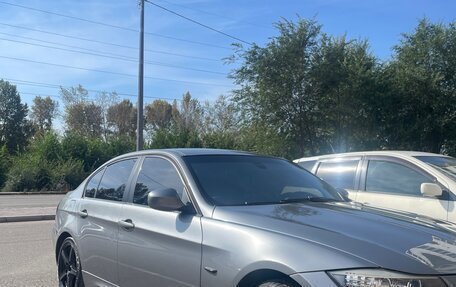 BMW 3 серия, 2010 год, 1 350 000 рублей, 4 фотография