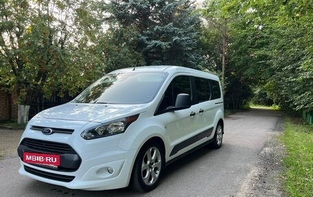 Ford Tourneo Connect II рестайлинг, 2017 год, 1 950 000 рублей, 4 фотография