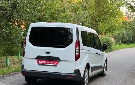 Ford Tourneo Connect II рестайлинг, 2017 год, 1 950 000 рублей, 9 фотография