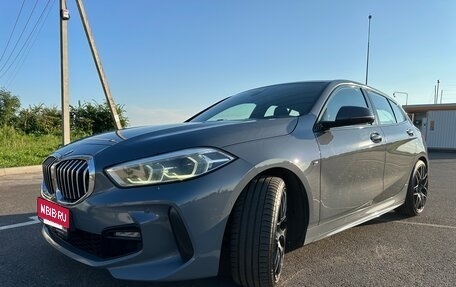 BMW 1 серия, 2019 год, 2 250 000 рублей, 15 фотография
