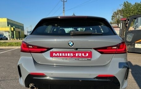 BMW 1 серия, 2019 год, 2 250 000 рублей, 14 фотография