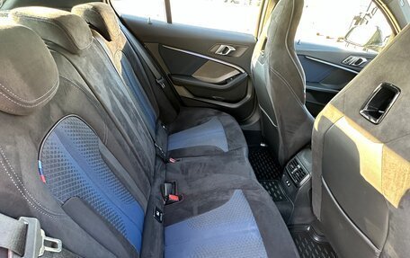 BMW 1 серия, 2019 год, 2 250 000 рублей, 22 фотография