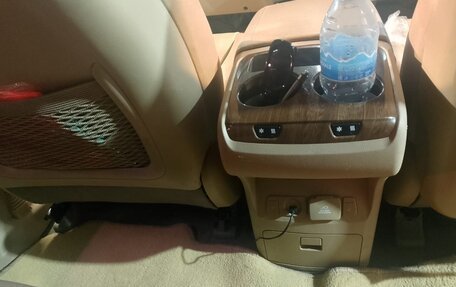 KIA Carnival III, 2016 год, 2 700 000 рублей, 5 фотография