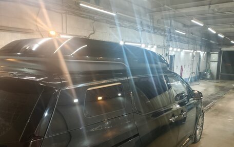 KIA Carnival III, 2016 год, 2 700 000 рублей, 20 фотография